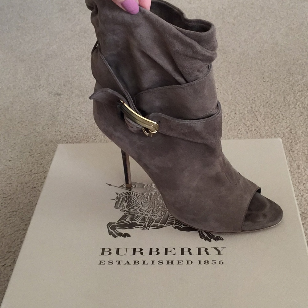 Burberry suede booties